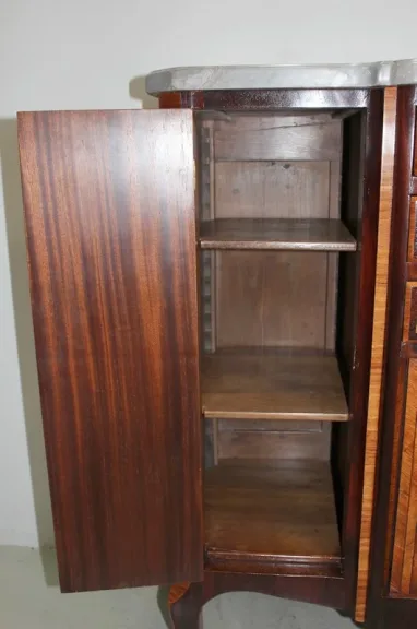 OVERDRACHT STIJL SIDEBOARD