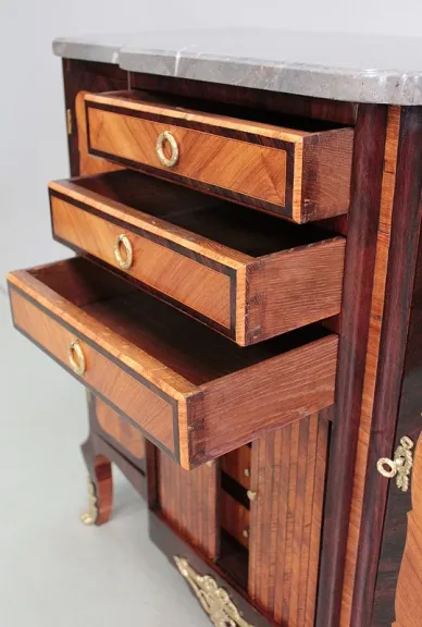 OVERDRACHT STIJL SIDEBOARD