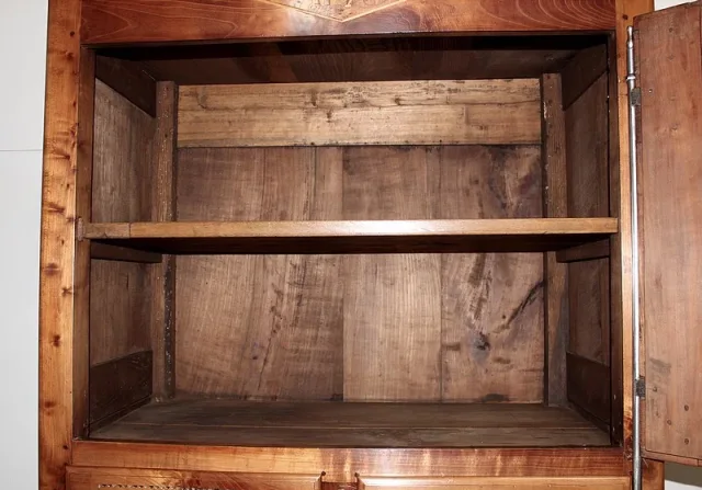 LOUIS XV STYLE CABINET