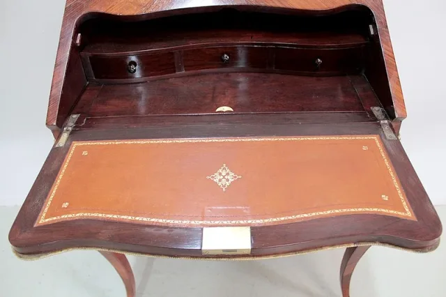 LOUIS XV STYLE BONHEUR DU JOUR DESK