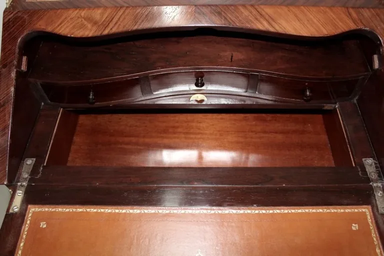 LOUIS XV STIL BONHEUR DU JOUR DESK