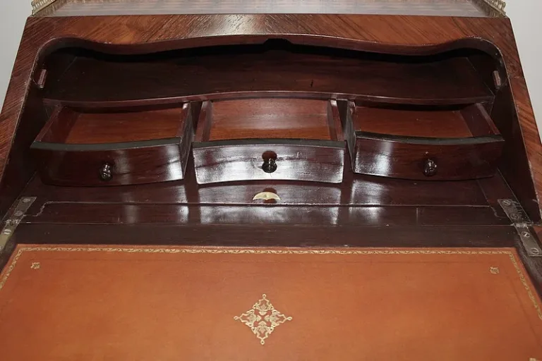 LOUIS XV STIL BONHEUR DU JOUR DESK