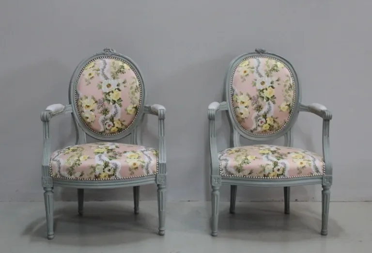 LOUIS XVI STIL SESSEL