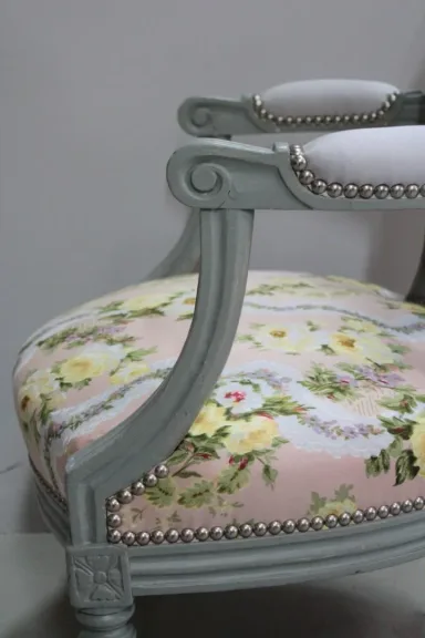 LOUIS XVI STIL SESSEL