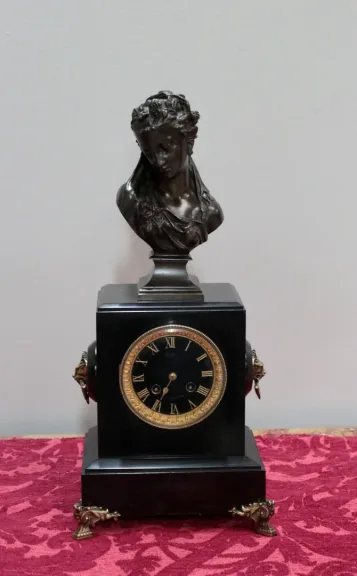 Pendulette marbre noir & bronze 1900