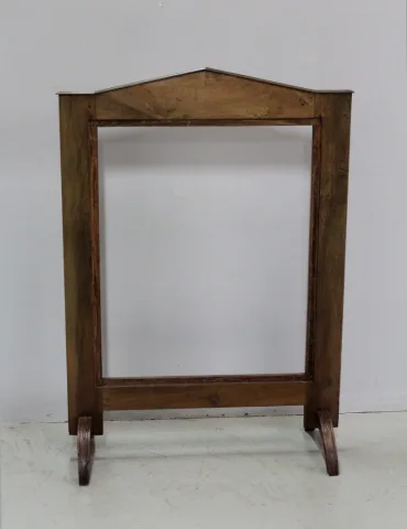 FRANZÖSISCHER DIRECTOIRE-PERIODENBILDSCHIRM