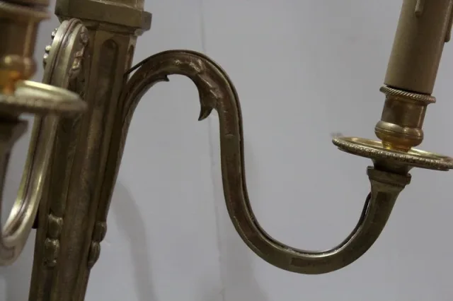 COPPIA DI LUCI A PARETE