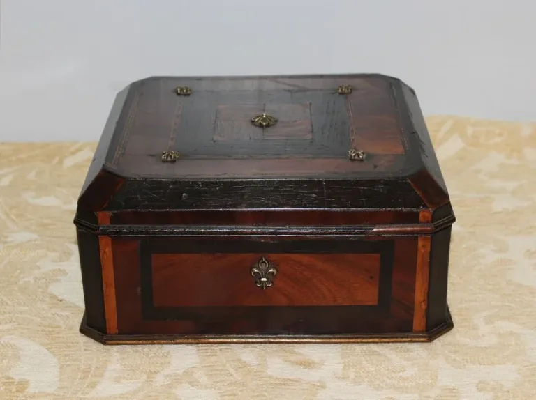 SCATOLA DI GIOIELLI DI STILE NAPOLEONE III