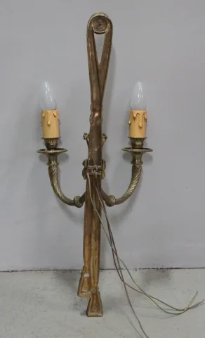 PAAR LOUIS XVI STIJL MUURLICHTEN