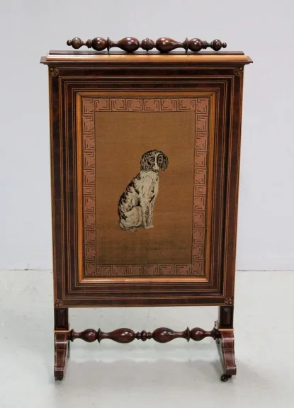 FIRE SCREEN
