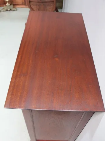 TEAK KAST