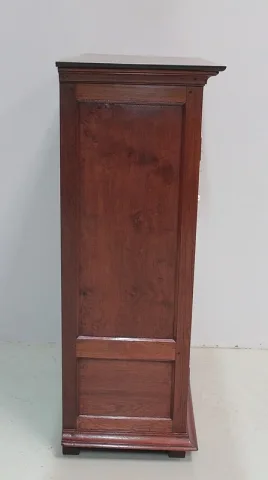 TEAK KAST