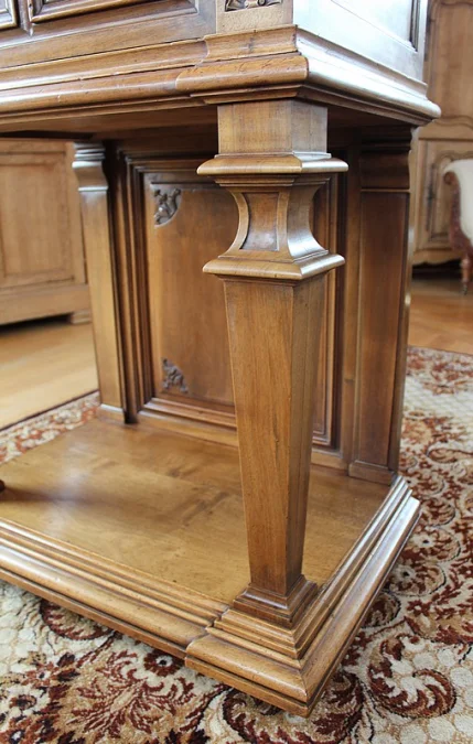 RENAISSANCE STYLE CABINET