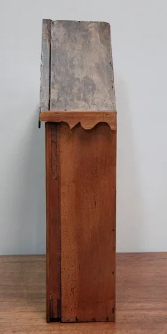 Petite vitrine murale - XIXème