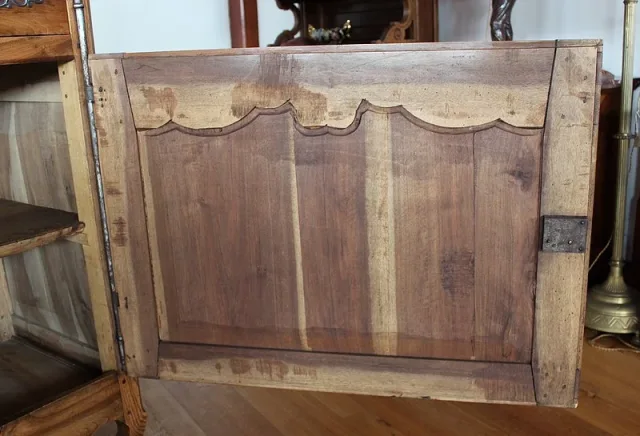 LOUIS XV STYLE CABINET