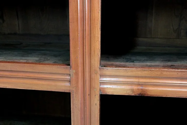 LOUIS XIV STIL ARMOIRE
