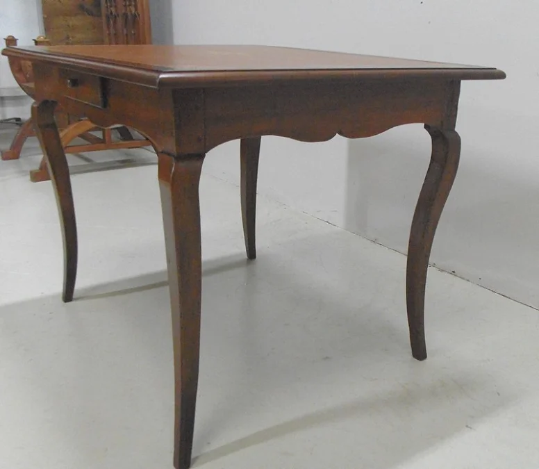 LOUIS XV STYLE CABARET TABLE