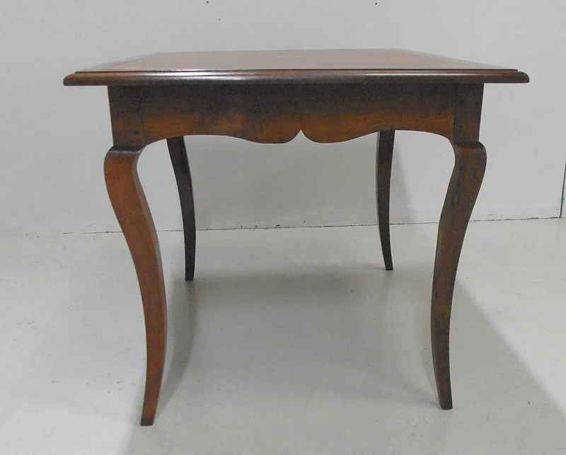 LOUIS XV STYLE CABARET TABLE