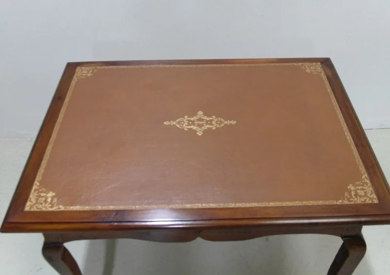 LOUIS XV STYLE CABARET TABLE