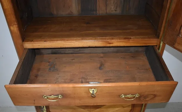 Cabinet Louis XV en Merisier XIXe