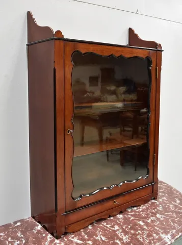 ARMADIO ESPOSITIVO DI APPOGGIO