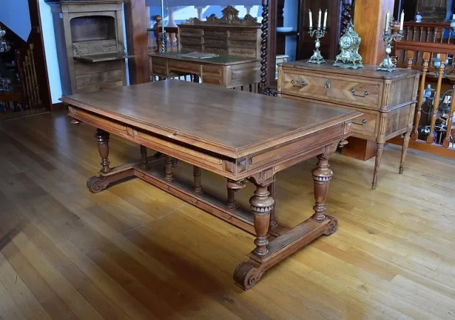 RENAISSANCE STYLE WRITING TABLE