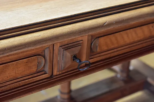 RENAISSANCE STYLE WRITING TABLE