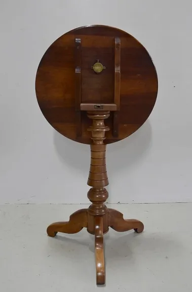 LOUIS PHILIPPE PERIODE TILT TOP TABELLE