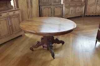 FRANZÖSISCHES PEDESTAL TABLE