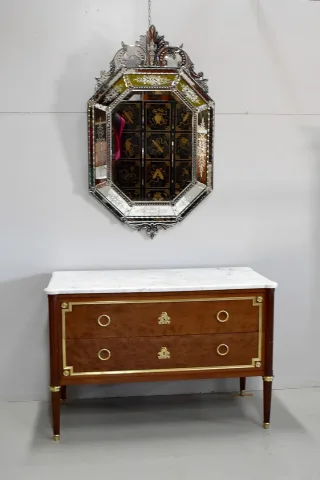 LOUIS XVI STIJLKIST VAN LADE