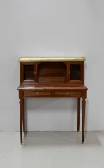 Petit bureau à gradin Louis XVI – XIXème