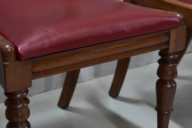 Suite de 6 chaises victoriennes – XIXème