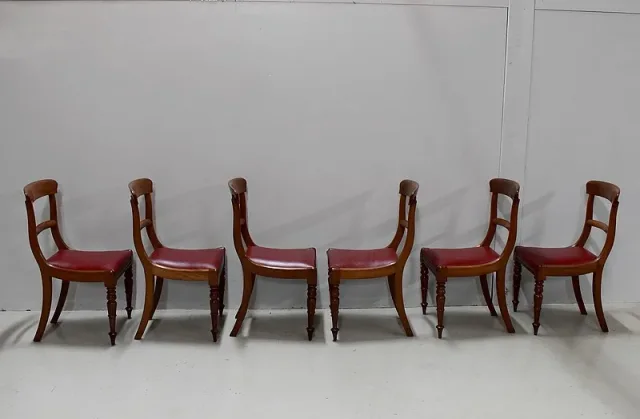 Suite de 6 chaises victoriennes – XIXème