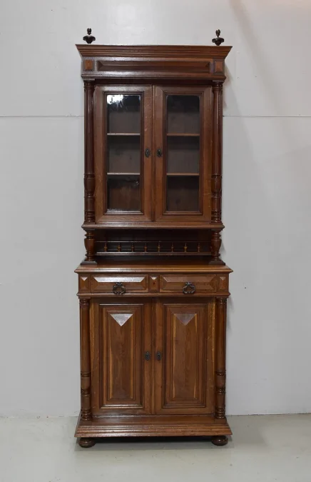 GOTHIC STYLE BUFFET