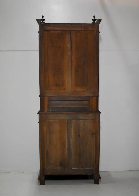GOTHIC STYLE BUFFET