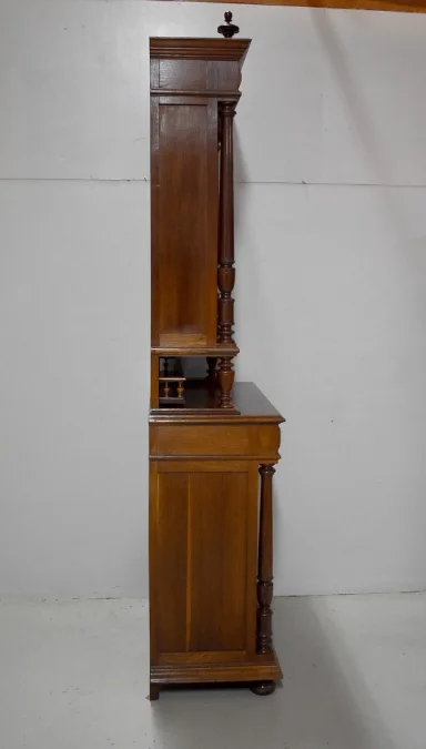 GOTHIC STYLE BUFFET