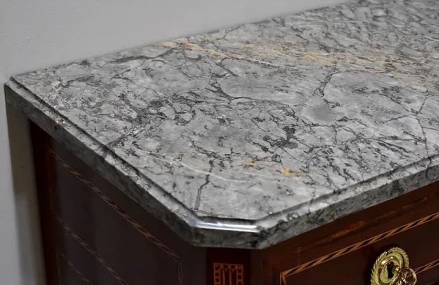 Commode Louis XVI – XVIIIème
