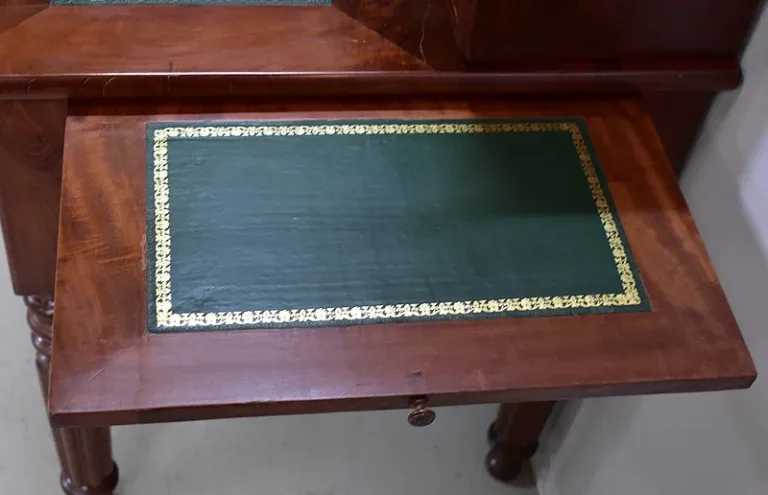 Louis Philippe desk with step - XIX