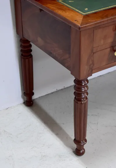 Louis Philippe desk with step - XIX