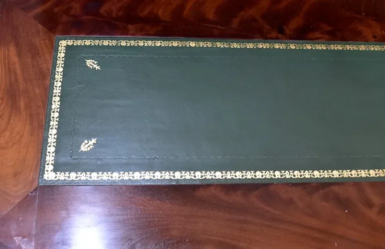 Louis Philippe desk with step - XIX