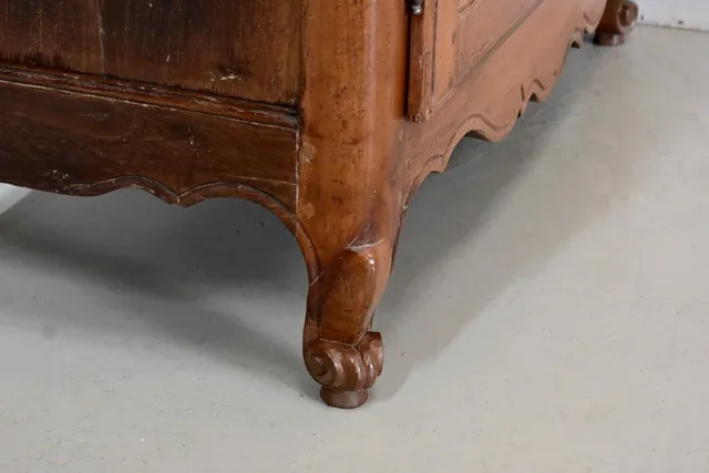 Petite armoire Louis XV région d’Angers- XIXème