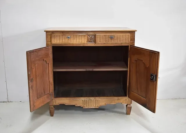 Petit buffet d’appui Louis XVI – XVIIIème