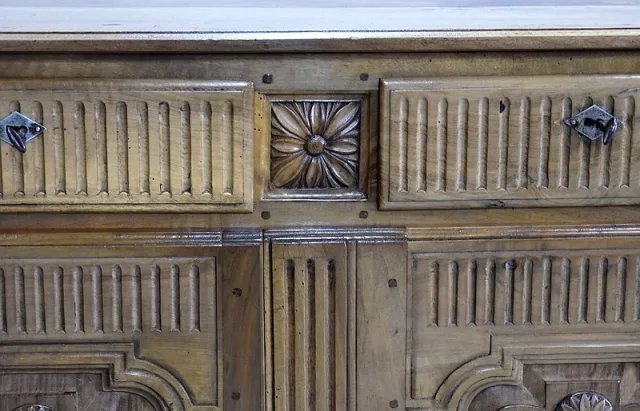 Petit buffet d’appui Louis XVI – XVIIIème