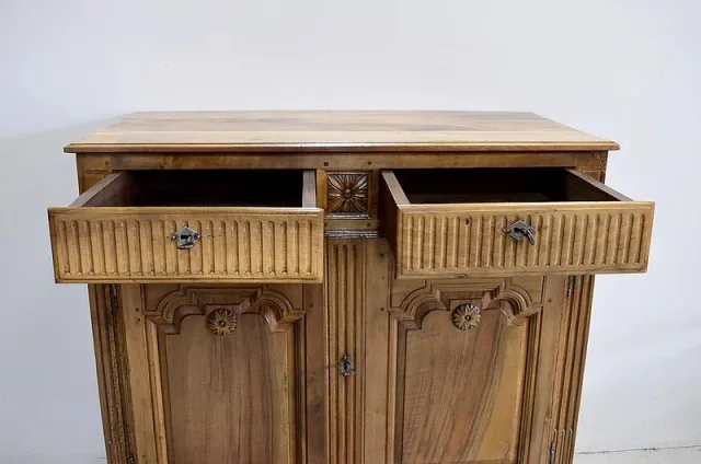 Petit buffet d’appui Louis XVI – XVIIIème