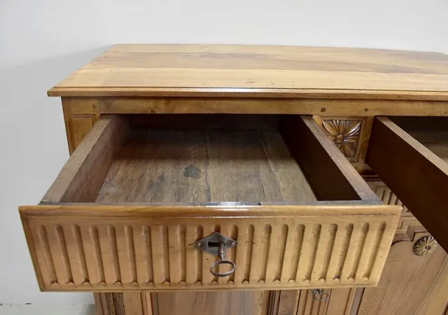 Petit buffet d’appui Louis XVI – XVIIIème