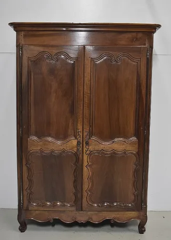 Armoire Régence en Noyer XVIIIe