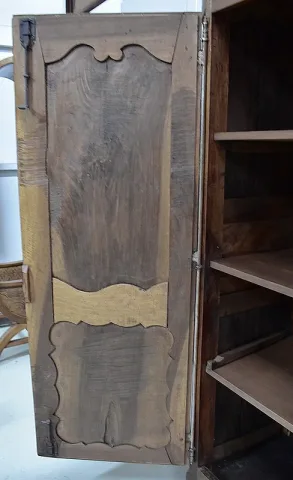 Armoire Régence en Noyer XVIIIe