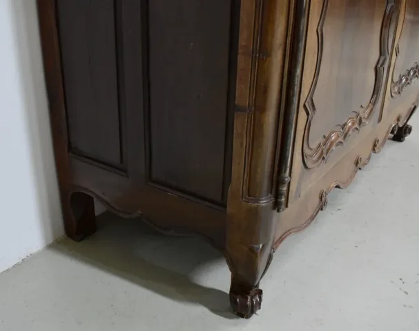 Armoire Régence en Noyer XVIIIe