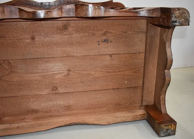 Commode Arbalète Louis XIV en Bois Fruitiers XVIIIe
