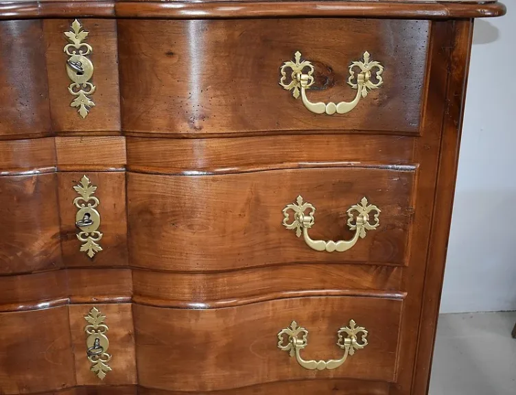 Commode Arbalète Louis XIV en Bois Fruitiers XVIIIe